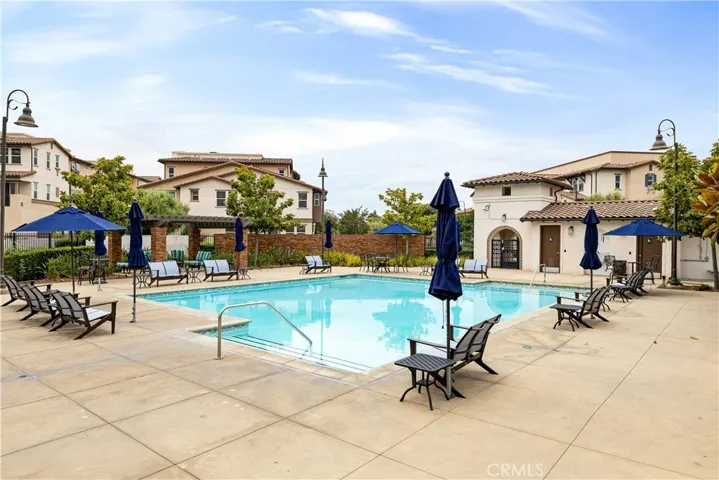 Community pool