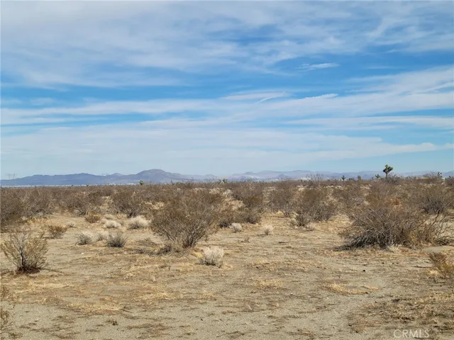 0 South Street, Phelan, California 92371