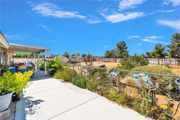 17908 Yucca, Hesperia, California 92345