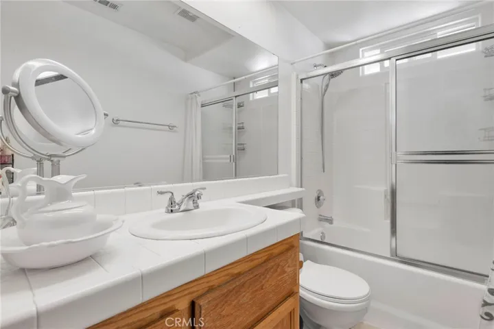 17908 Yucca, Hesperia, California 92345