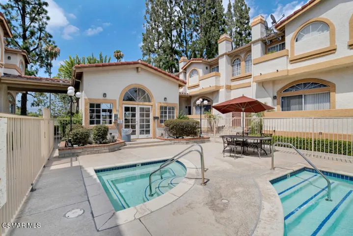 Association pool and spa