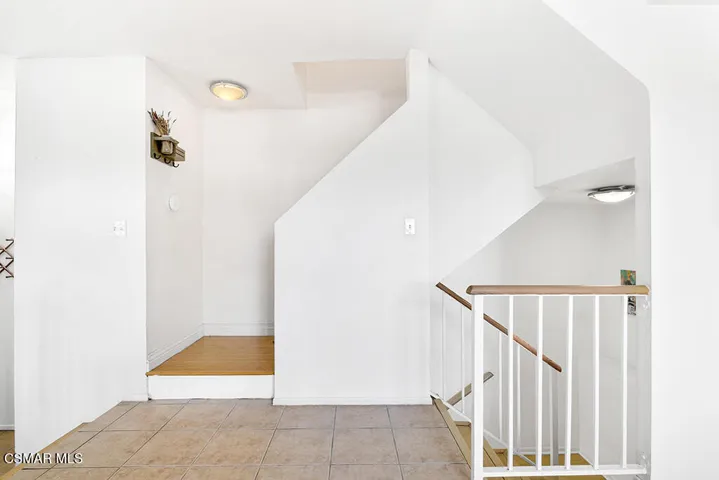 Upper Level Landing