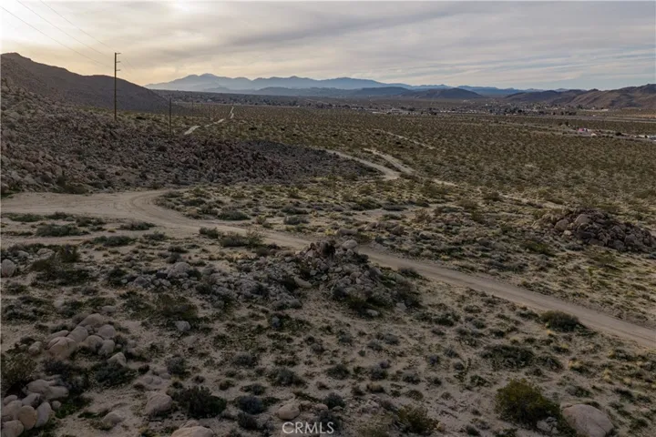 63251 Chickasaw Road, Joshua Tree, California 92252