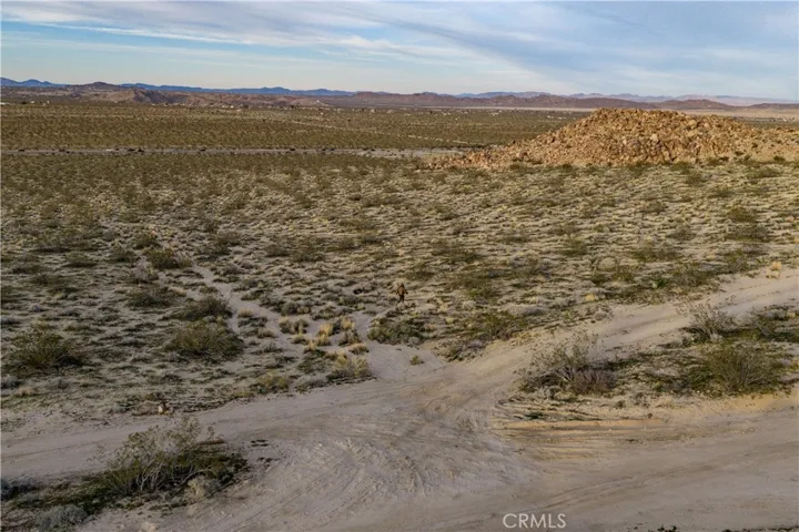 63251 Chickasaw Road, Joshua Tree, California 92252