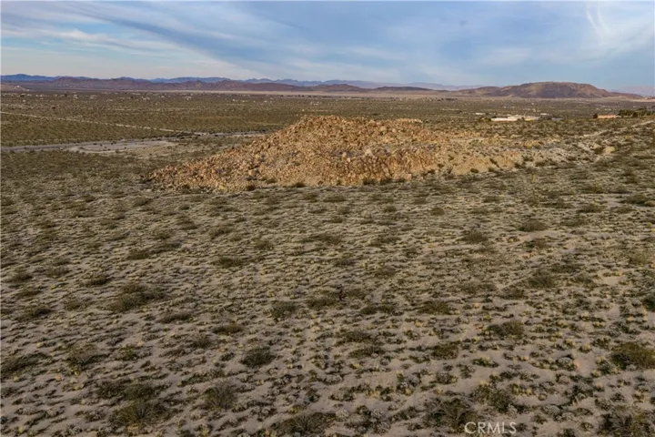 63251 Chickasaw Road, Joshua Tree, California 92252