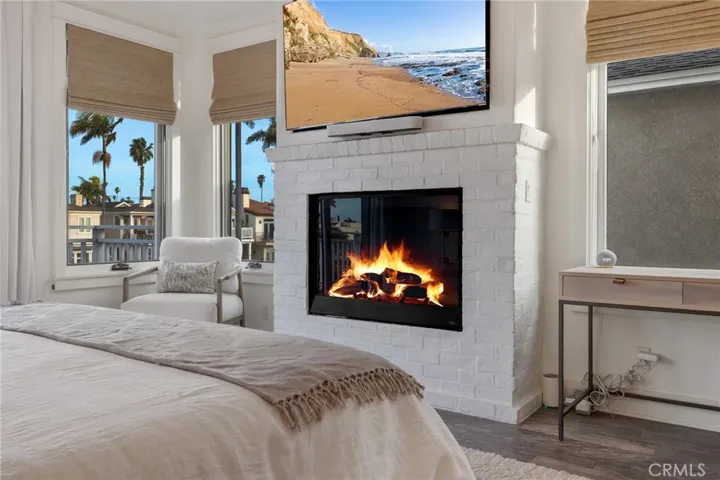 61 The Colonnade, Long Beach, California 90803