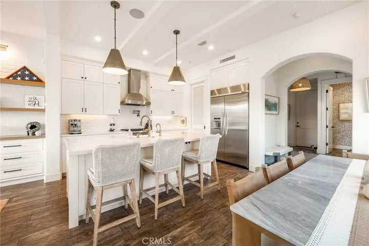 61 The Colonnade, Long Beach, California 90803