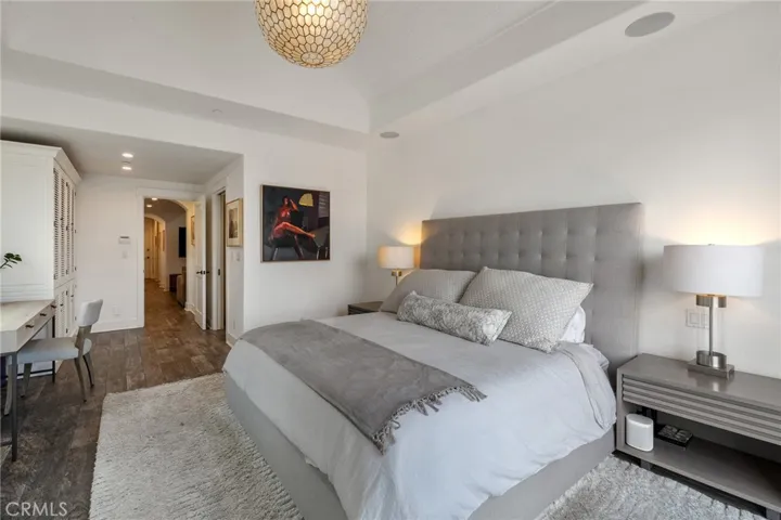 61 The Colonnade, Long Beach, California 90803