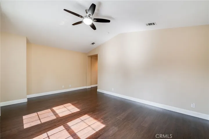 11761 Fricker Ave, Tustin, California 92782