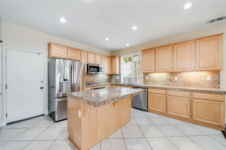 11761 Fricker Ave, Tustin, California 92782