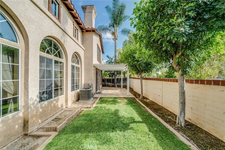 11761 Fricker Ave, Tustin, California 92782
