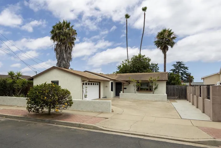 4725 Mount Gaywas, San Diego, California 92117