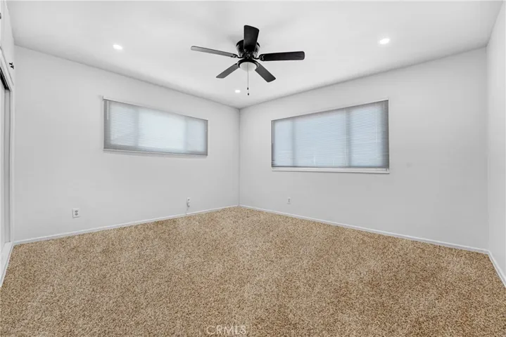 10352 Hayvenhurst, Granada Hills, California 91344