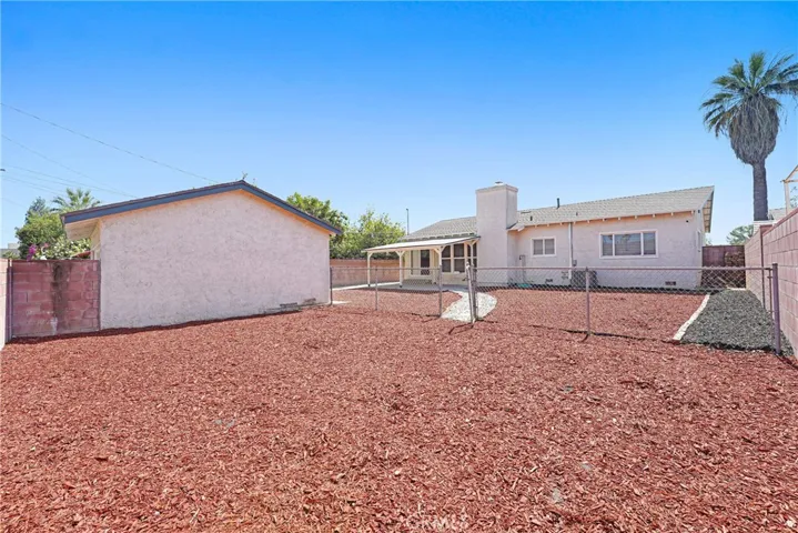 10352 Hayvenhurst, Granada Hills, California 91344