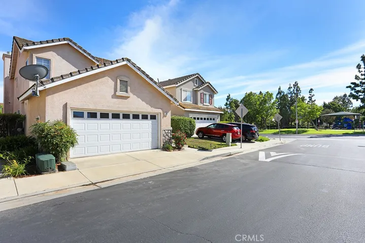 855 Blossomcreek, Corona, California 92878