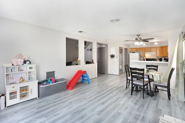 855 Blossomcreek, Corona, California 92878