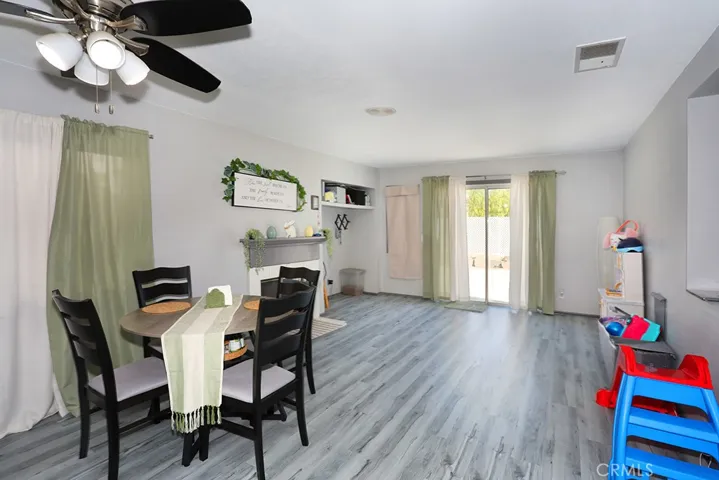 855 Blossomcreek, Corona, California 92878