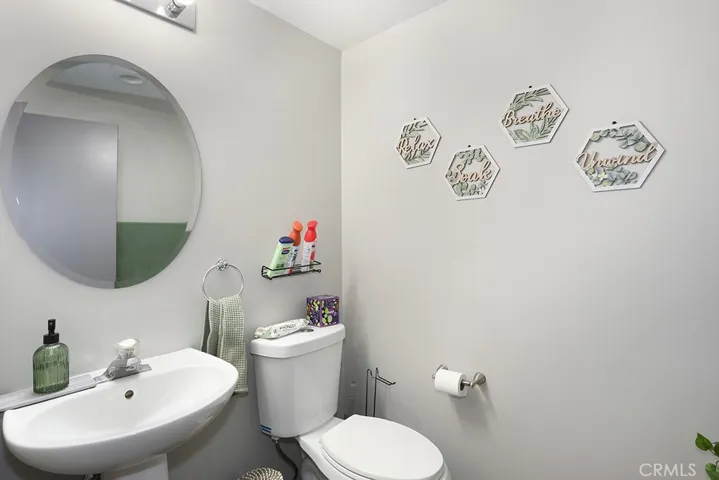 855 Blossomcreek, Corona, California 92878