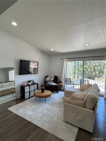 2548 Avenida Del Vista T 202, Corona, California 92882