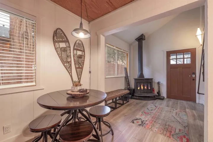 271 Leonard Ln, Sugarloaf, California 92386
