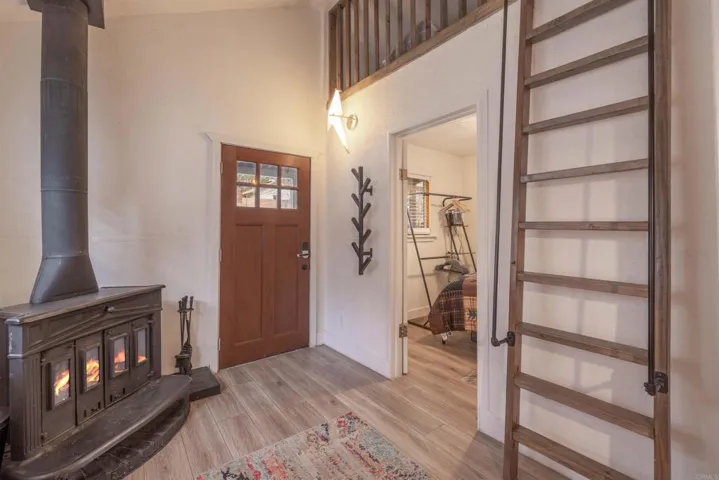 271 Leonard Ln, Sugarloaf, California 92386