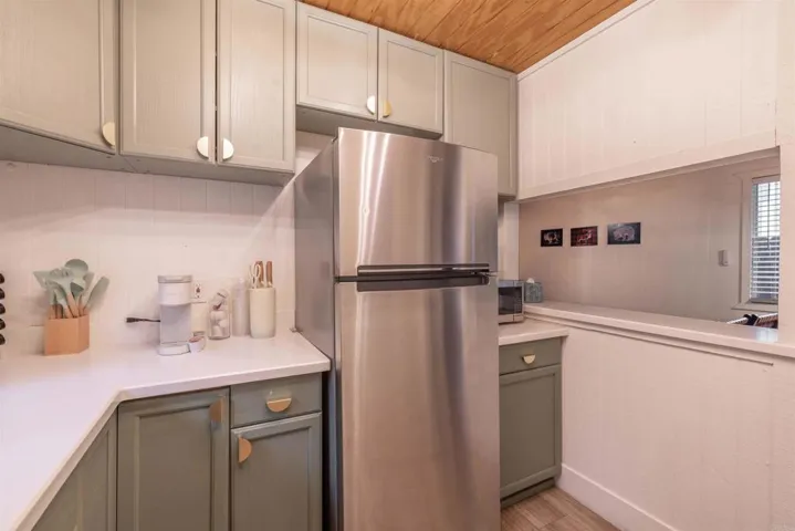 271 Leonard Ln, Sugarloaf, California 92386