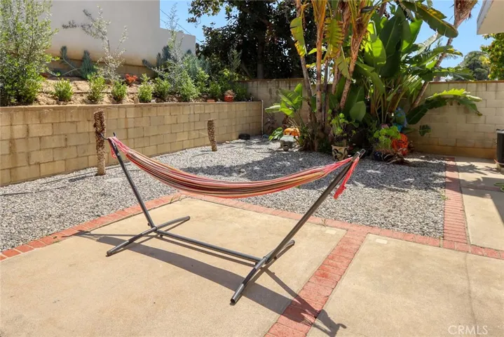 1412 N Louise Street, Glendale, California 91207