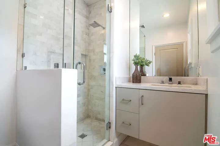 921 S Sierra Bonita Avenue, Los Angeles, California 90036