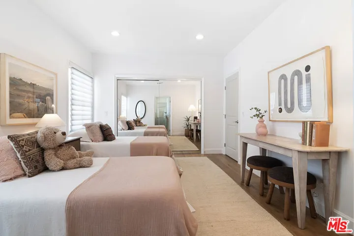 921 S Sierra Bonita Avenue, Los Angeles, California 90036