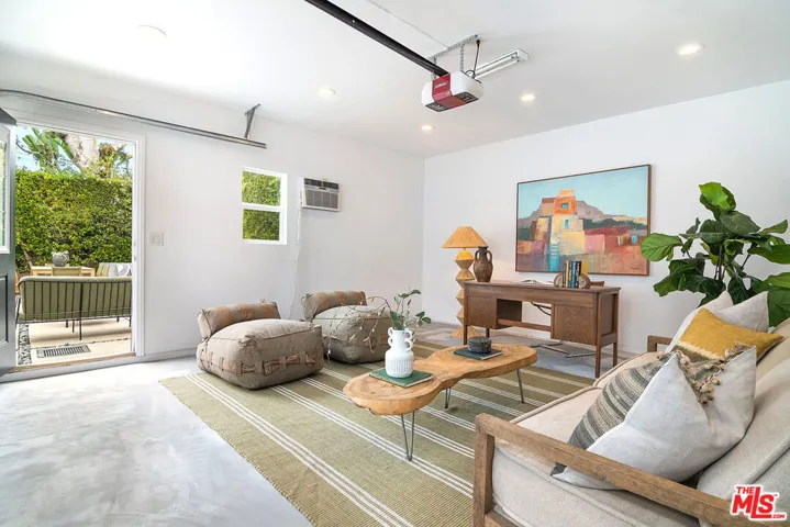 921 S Sierra Bonita Avenue, Los Angeles, California 90036