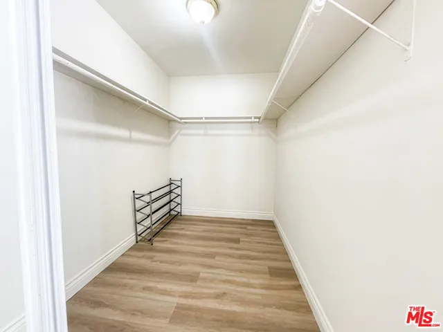12612 Hatteras Street, Valley Village, California 91607