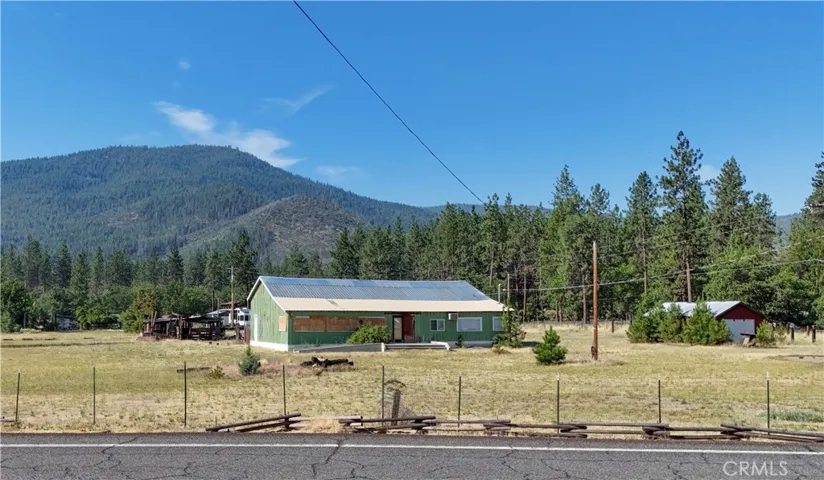 5331 Easy St, Yreka, California 96097