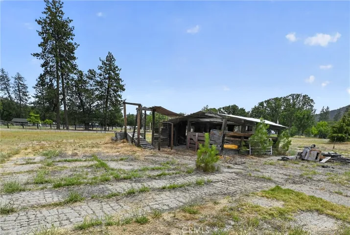 5331 Easy St, Yreka, California 96097