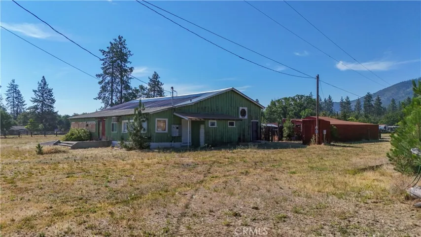 5331 Easy St, Yreka, California 96097
