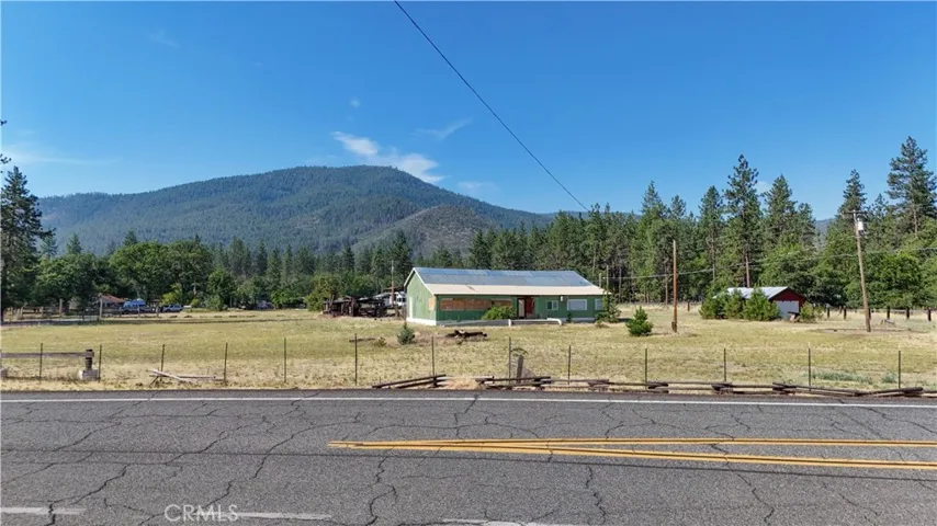 5331 Easy St, Yreka, California 96097