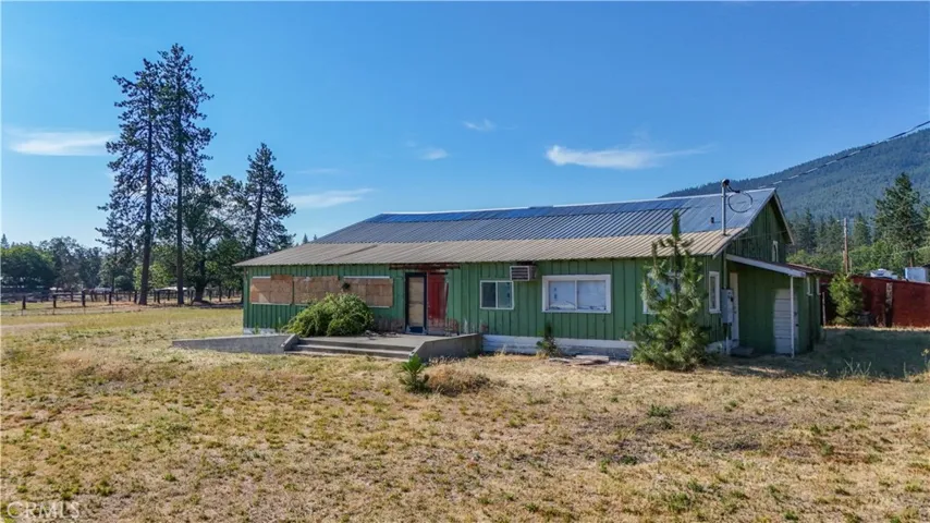 5331 Easy St, Yreka, California 96097