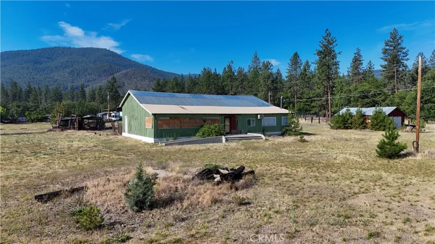 5331 Easy St, Yreka, California 96097