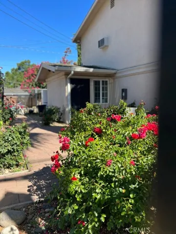 2700 32nd Street, Sacramento, California 95817