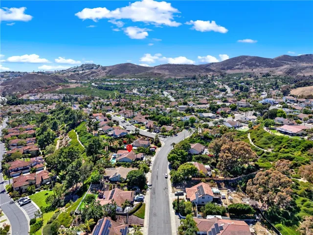 2912 Estancia, San Clemente, California 92673