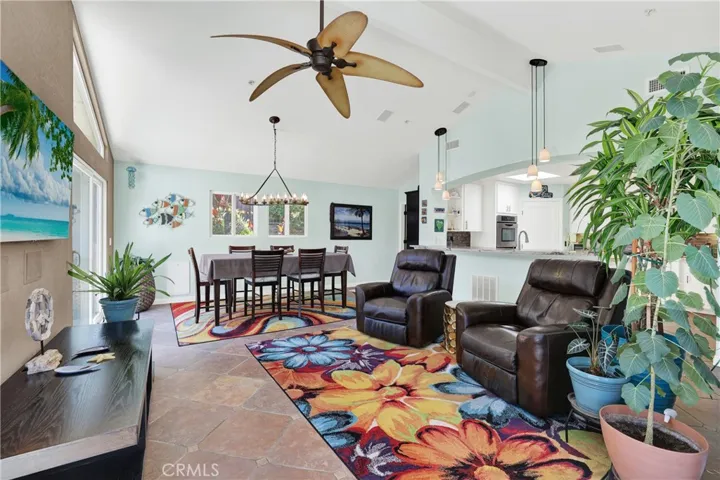 2912 Estancia, San Clemente, California 92673