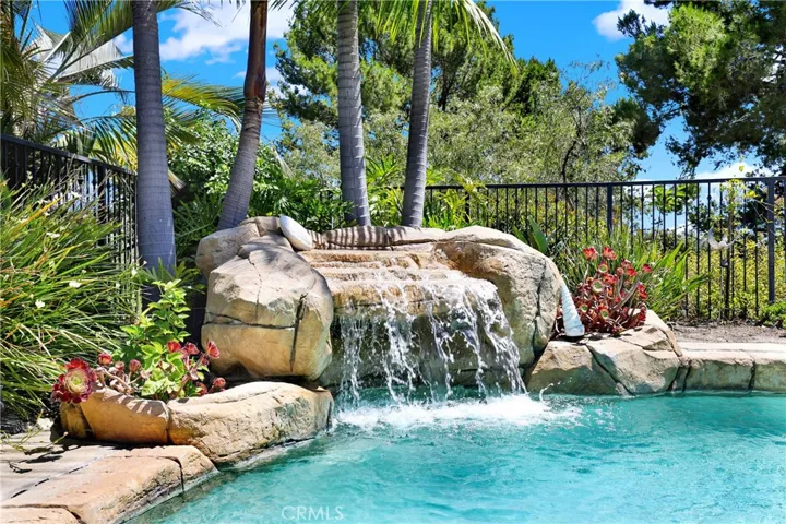 2912 Estancia, San Clemente, California 92673