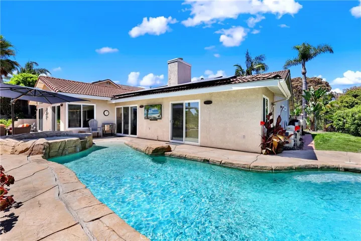2912 Estancia, San Clemente, California 92673