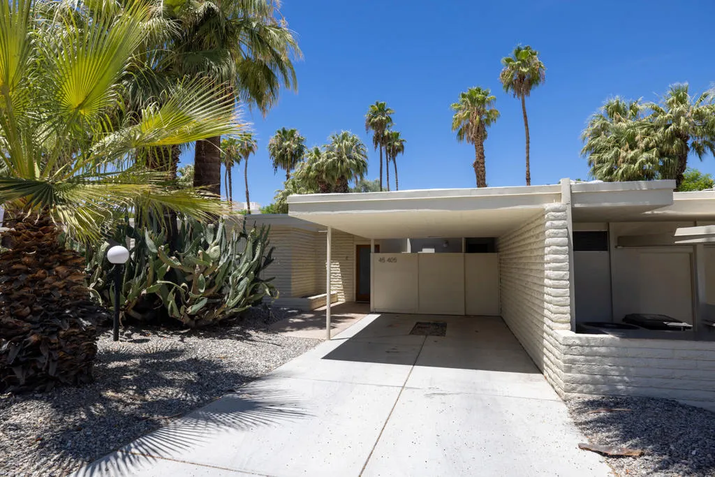 45405SanLuisRey-1