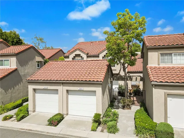 21852 Bahamas 16, Mission Viejo, California 92692