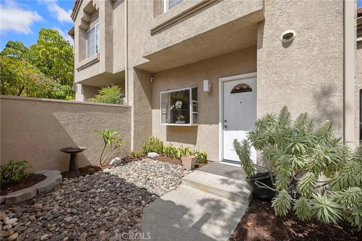 21852 Bahamas 16, Mission Viejo, California 92692