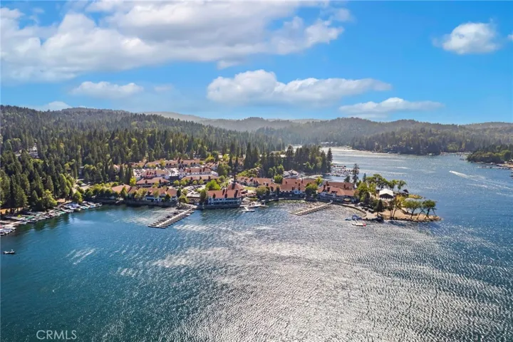 162 C Lane, Lake Arrowhead, California 92352