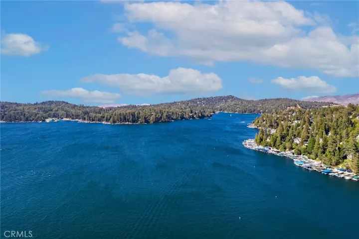 162 C Lane, Lake Arrowhead, California 92352