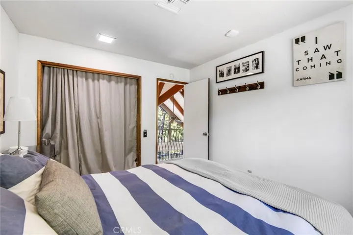 162 C Lane, Lake Arrowhead, California 92352