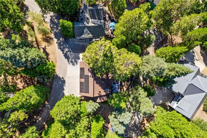 162 C Lane, Lake Arrowhead, California 92352