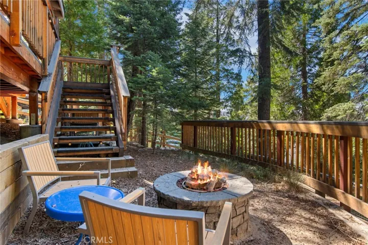162 C Lane, Lake Arrowhead, California 92352
